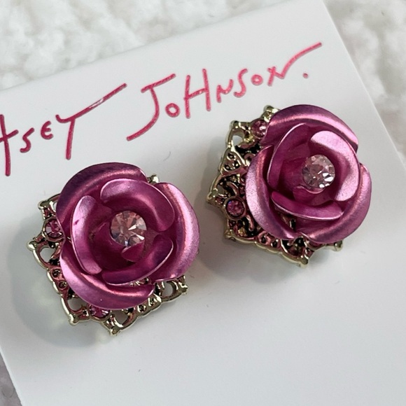 (NWT) BETSEY JOHNSON • Pink/Gold Rose Rhinestone Stud Earrings - Picture 5 of 9